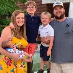 Meet your Posher, Adam